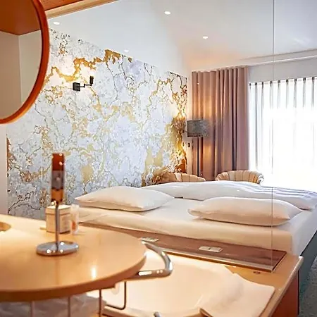 호텔 Sonnreich - Thermenhotel Loipersdorf 로이페어스도르프 바이 퓌르스텐펠트