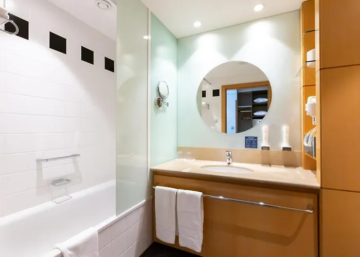 达桑临驰 - 洛泊多夫温泉酒店 4* Fürstenfeld