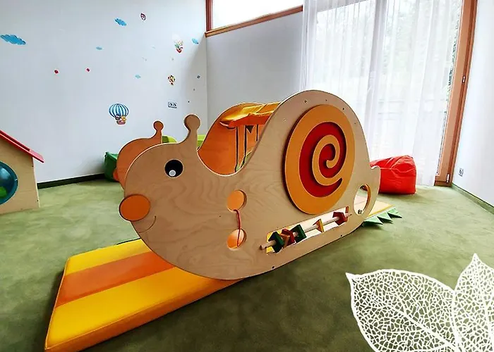 达桑临驰 - 洛泊多夫温泉酒店 酒店