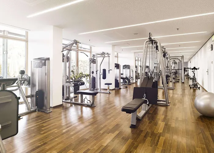 达桑临驰 - 洛泊多夫温泉酒店 酒店 Fürstenfeld